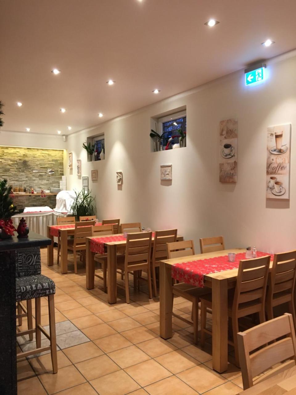 Hotel Discovery Stuttgart Eksteriør bilde