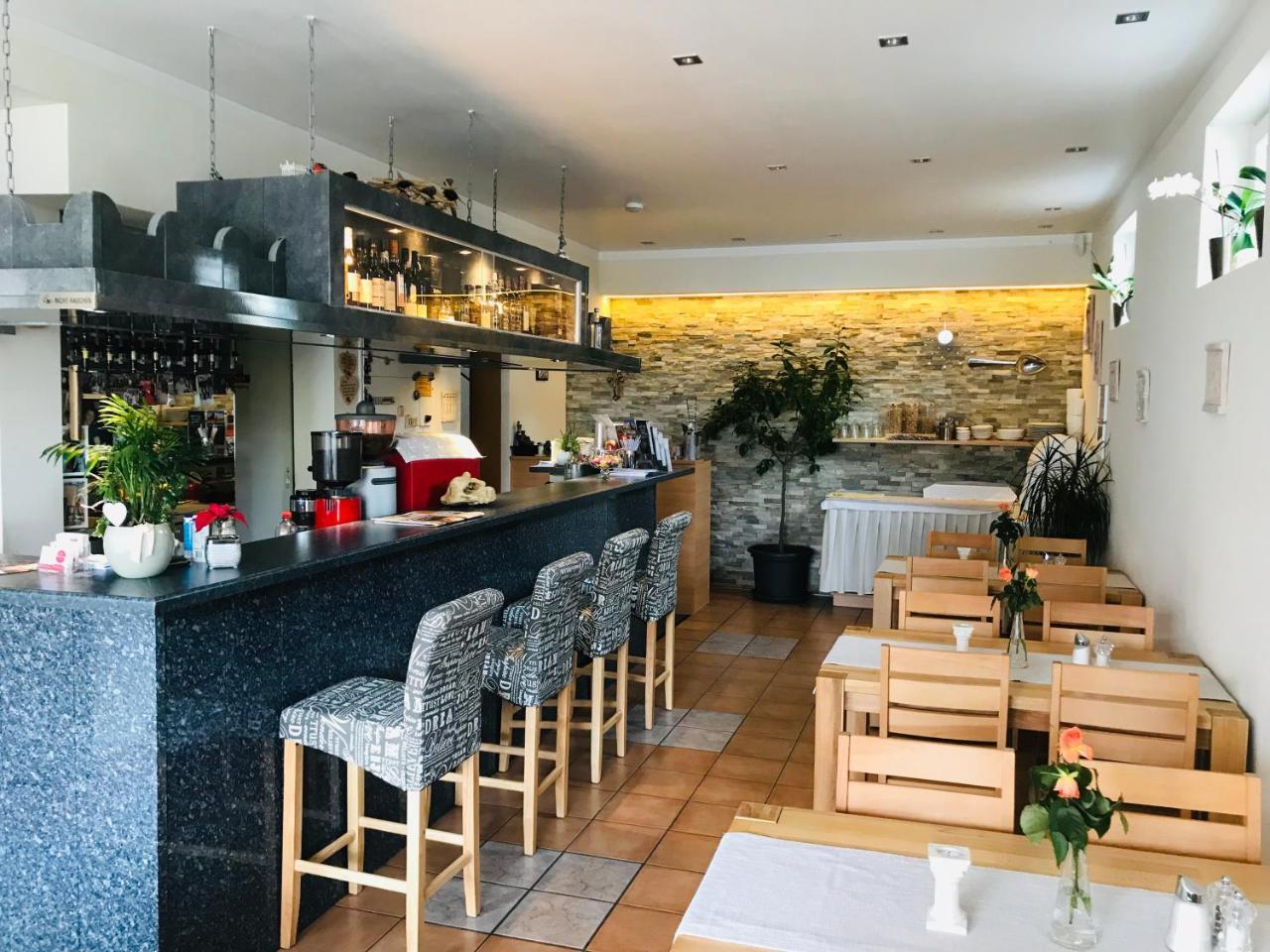 Hotel Discovery Stuttgart Eksteriør bilde
